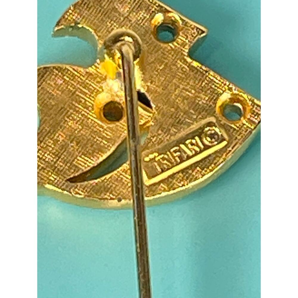 Vintage Trifari School of Fish Stick Pin/Hatpin-Gold Tone - Picture 3 of 5
